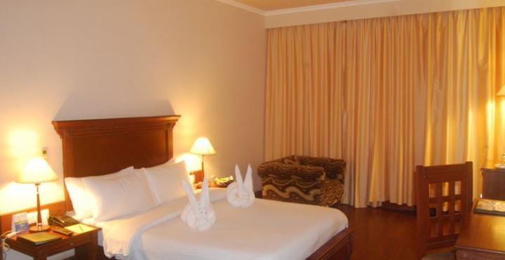The Royal Plaza Gangtok Hotel ภายนอก รูปภาพ